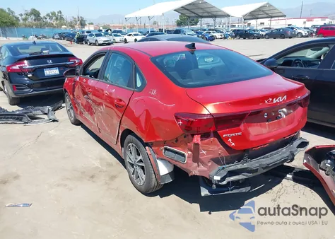 2023 Kia Forte Lxs z USA, uszkodzony, nr VIN 3KPF24AD3PE507487